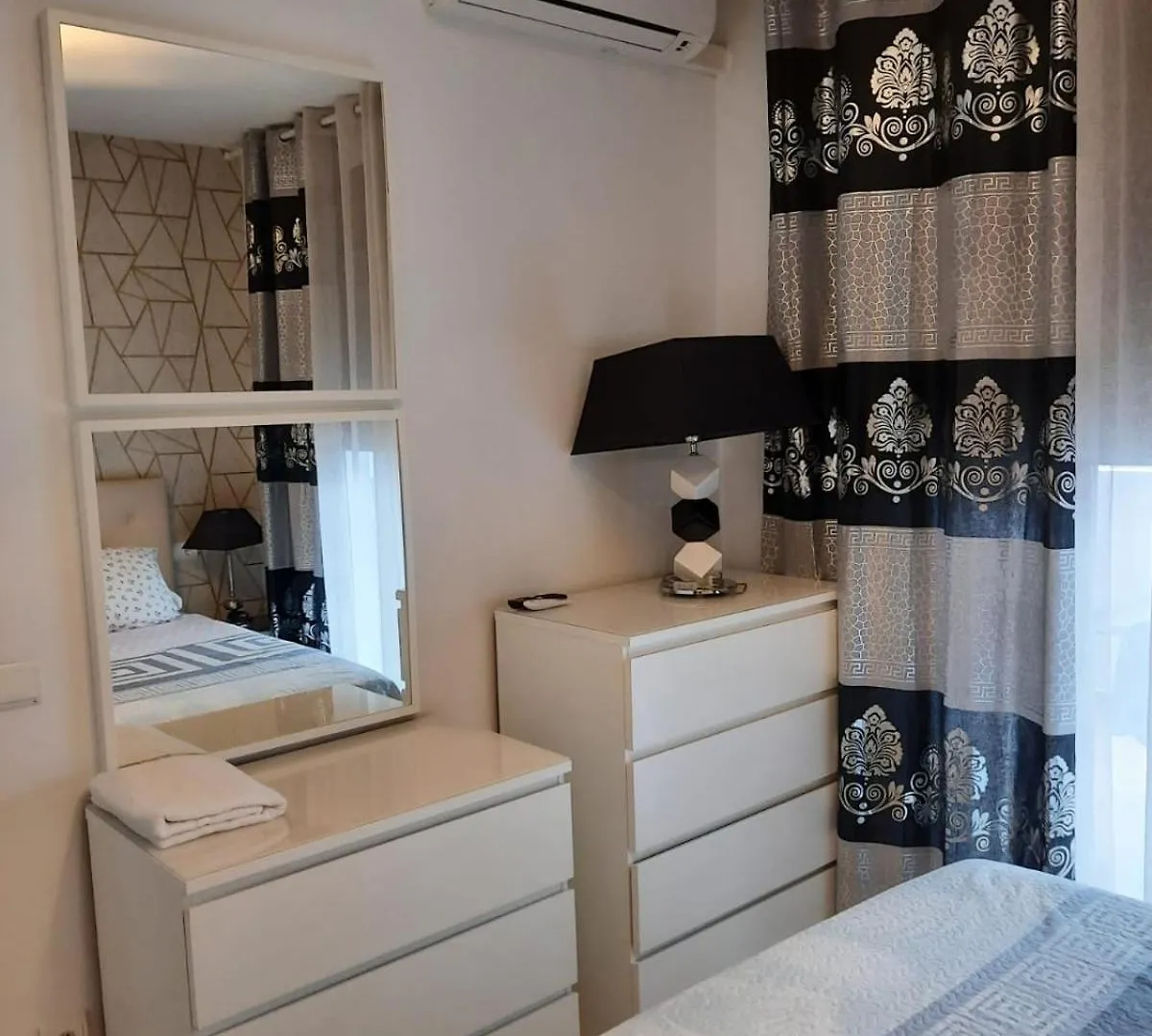 Espectacular Apartamento En Mijas Golf 푸엔히롤라